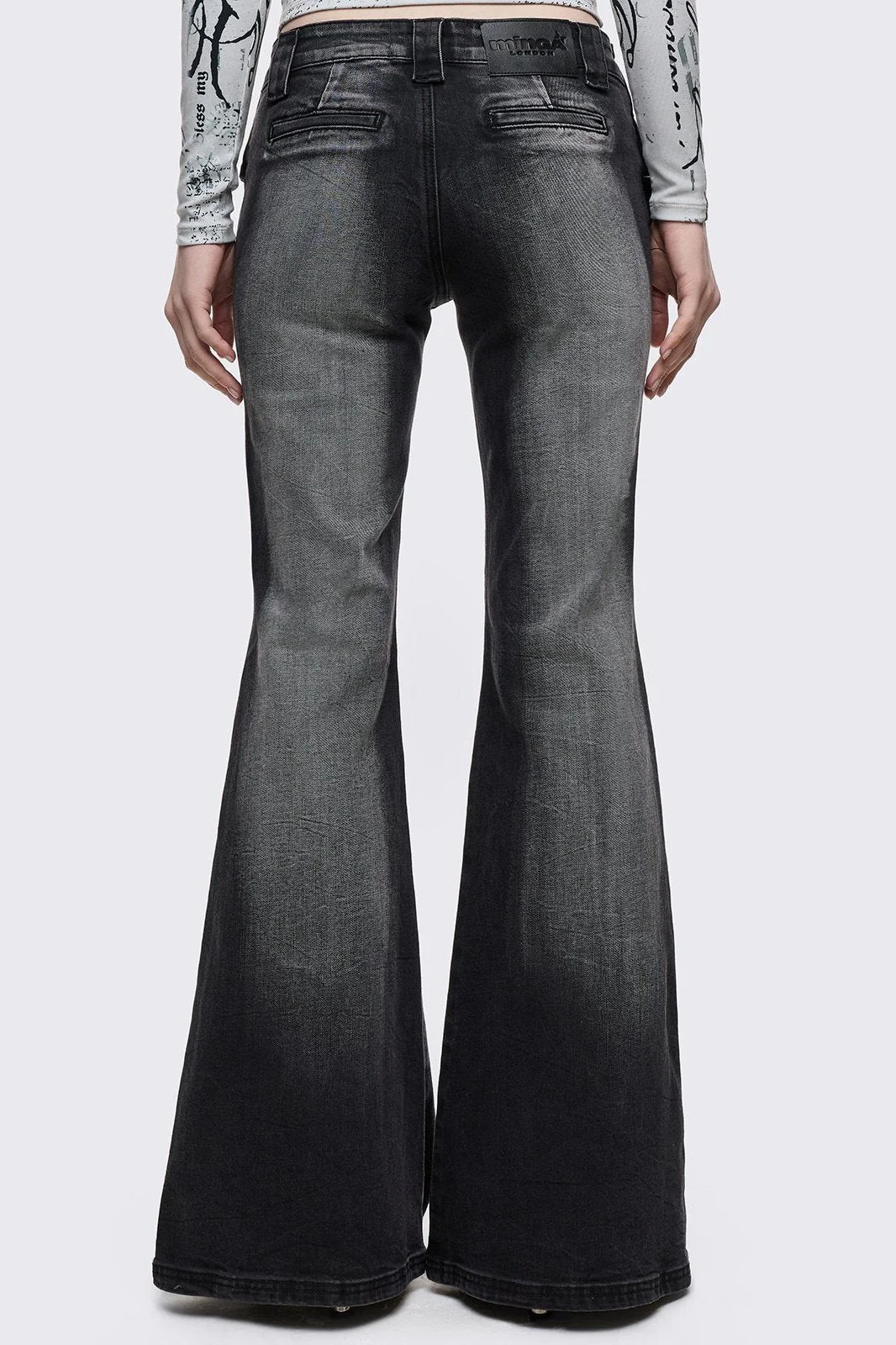 Roxie Belted Flared Jeans - Image 5